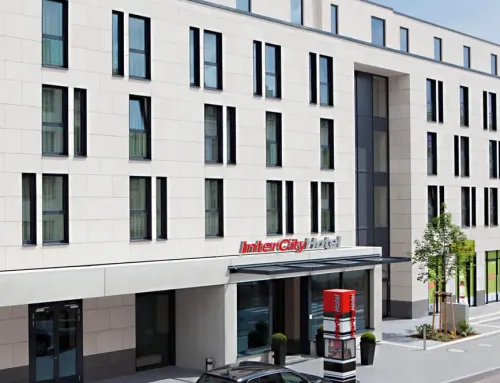 Expanded partnership: HR Group acquires ten hotels from H World International